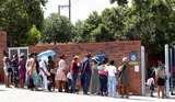 LEARNING CURVEBALL: Gauteng schools face crisis with almost 5,000 grade 1 and 8 learners still&nbsp;(…)
